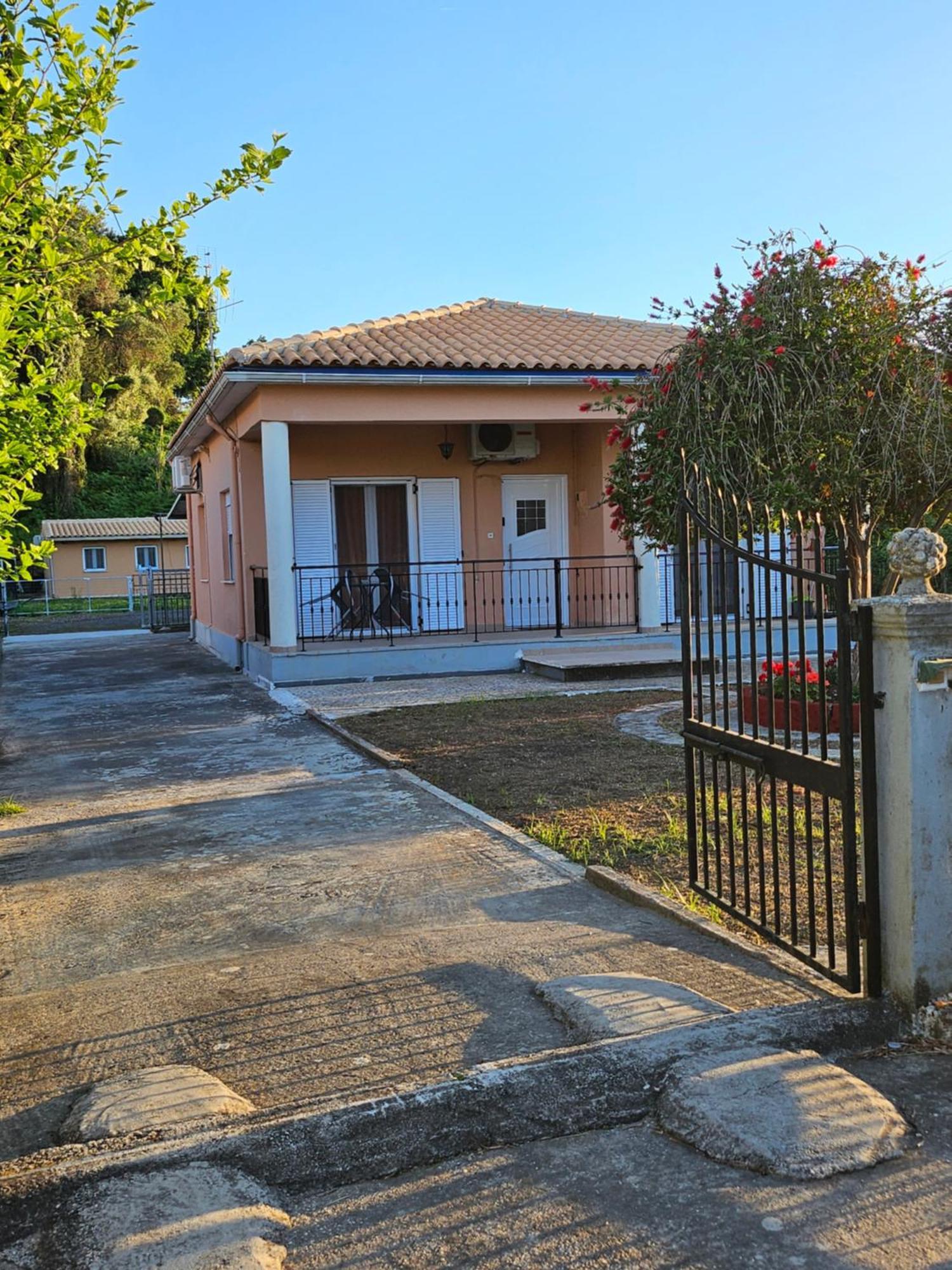 Вилла House With Yard Alykes Potamou Экстерьер фото